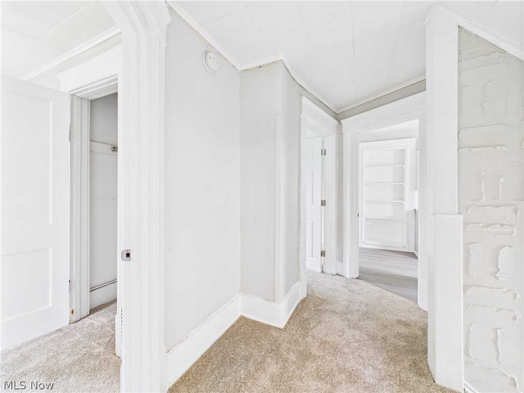 448 E Voris Street Property Photo 19