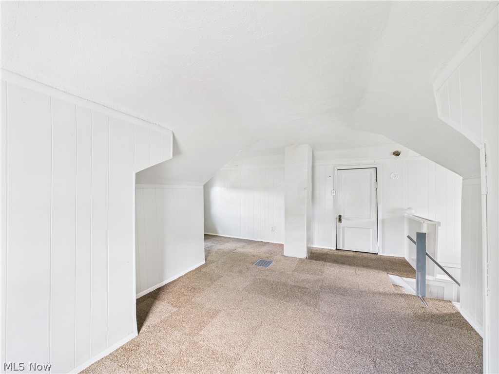 448 E Voris Street Property Photo 32