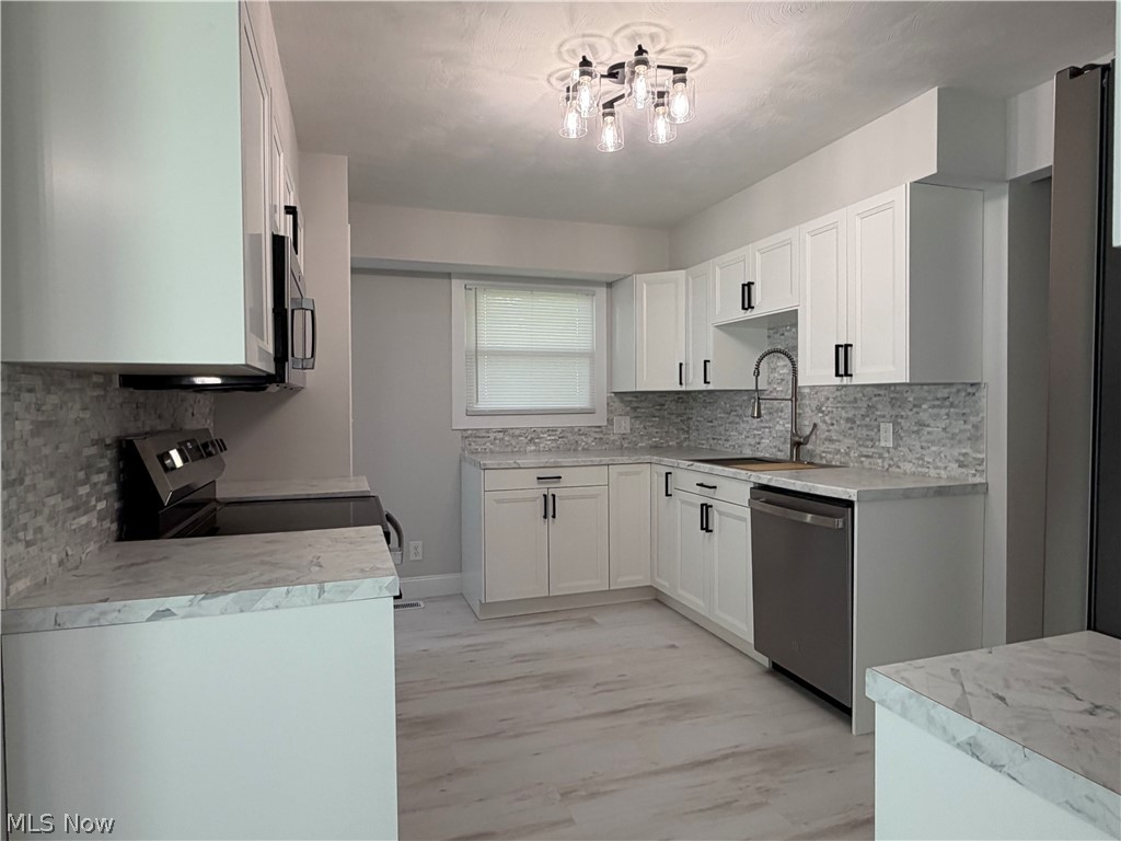 447 Catherine Street Property Photo 17