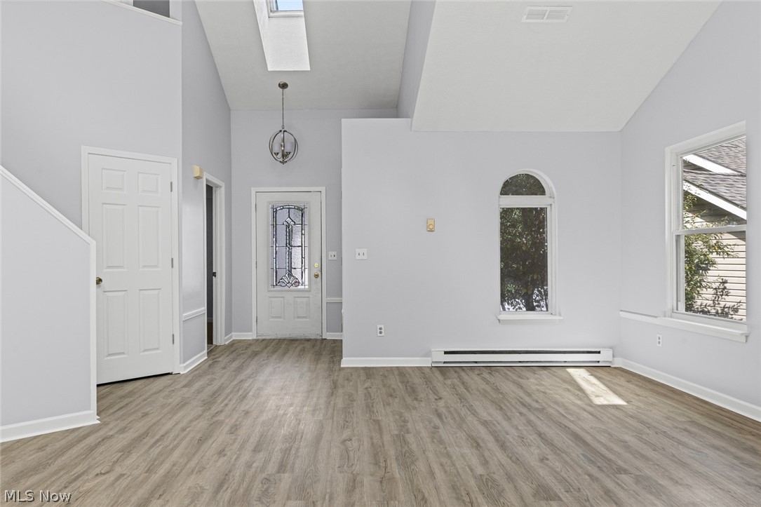 569 Hilltop Terrace Property Photo 10