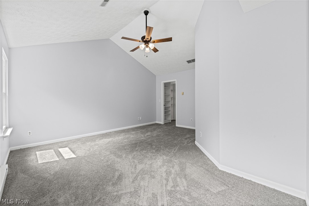 569 Hilltop Terrace Property Photo 29
