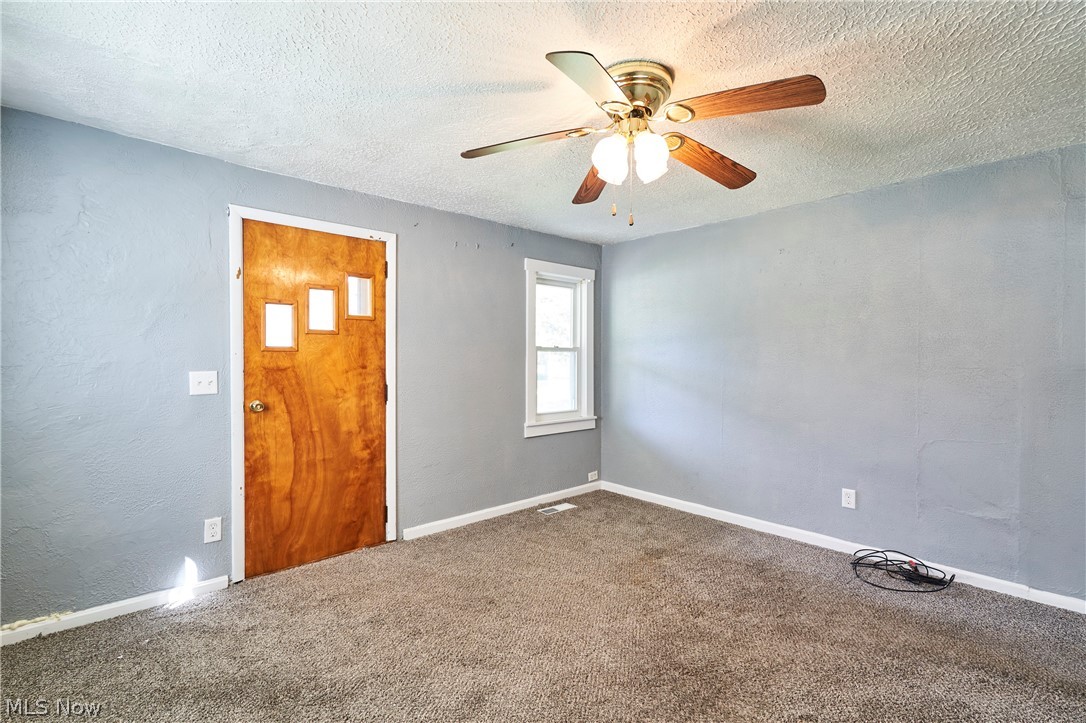 4293 Summit Road Property Photo 13