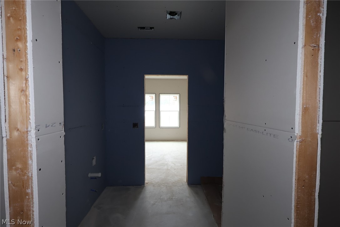 5090 Shepherds Glen Property Photo 11
