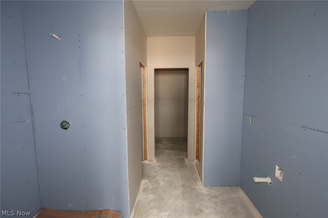 5090 Shepherds Glen Property Photo 12