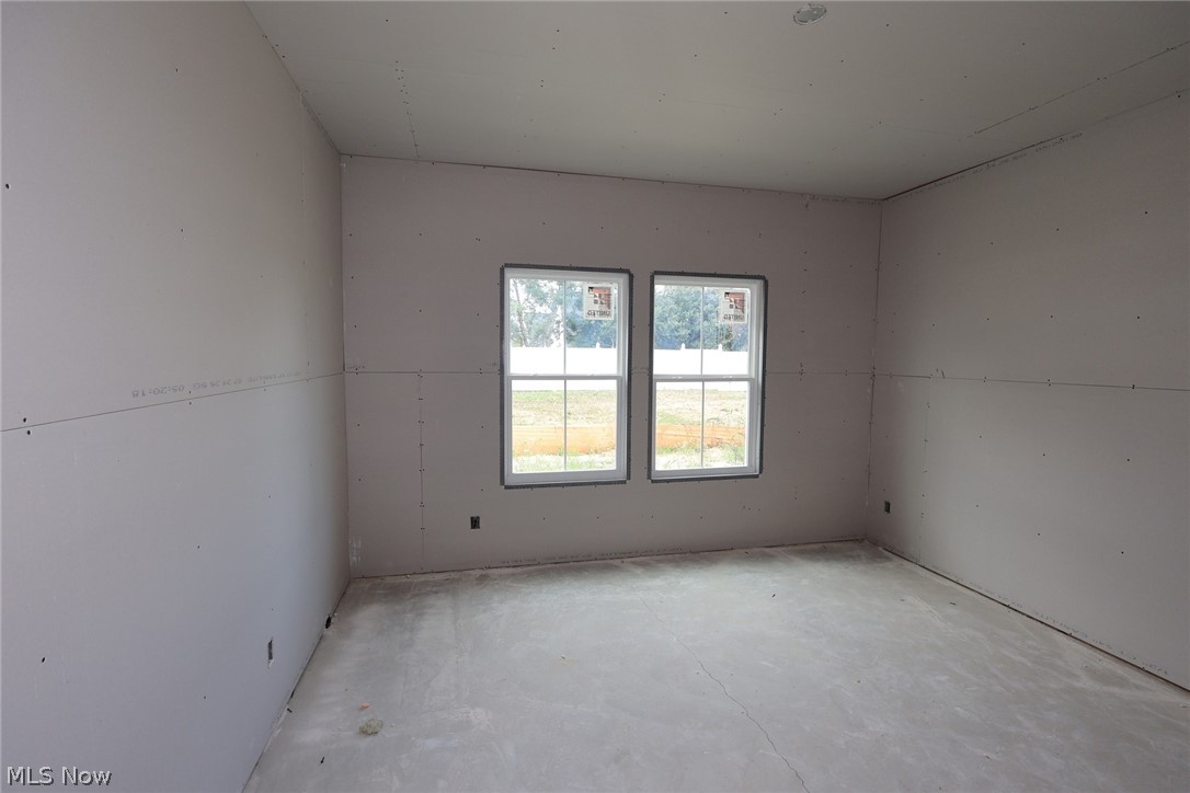 5090 Shepherds Glen Property Photo 14