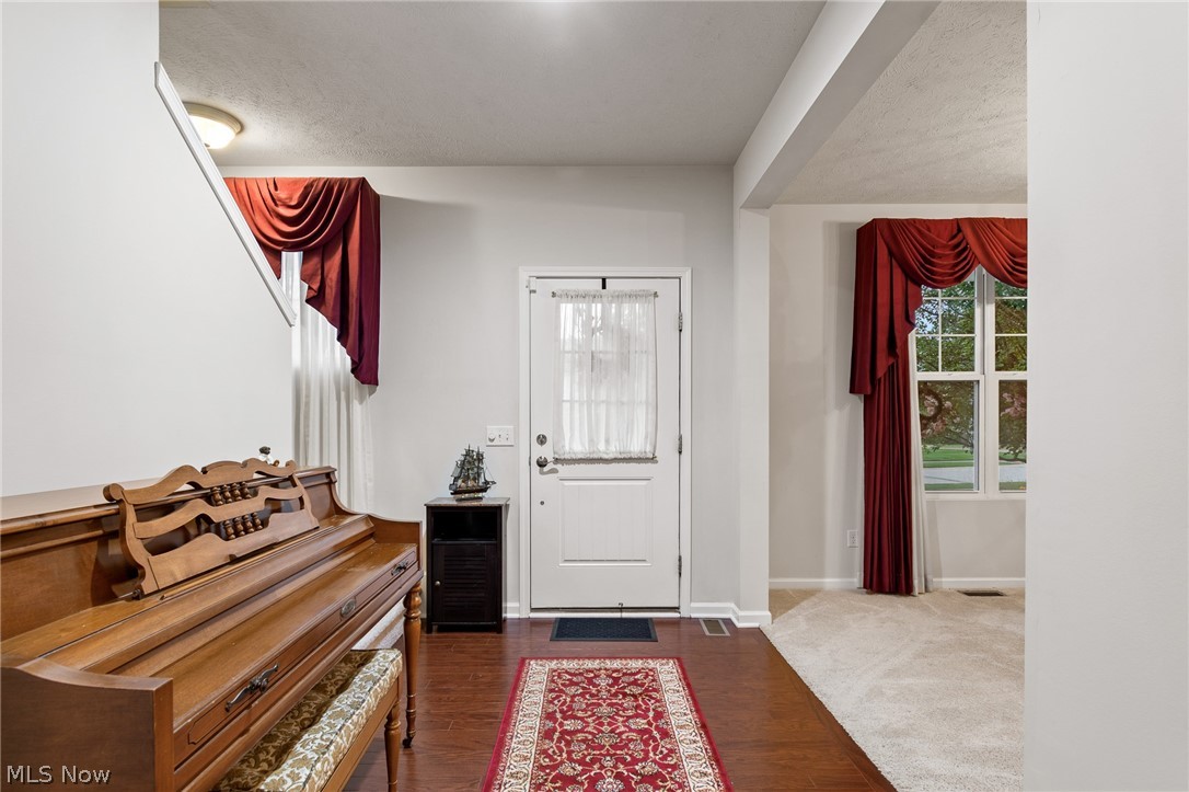 4435 Bentley Drive Property Photo 6