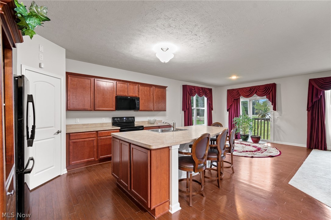 4435 Bentley Drive Property Photo 9