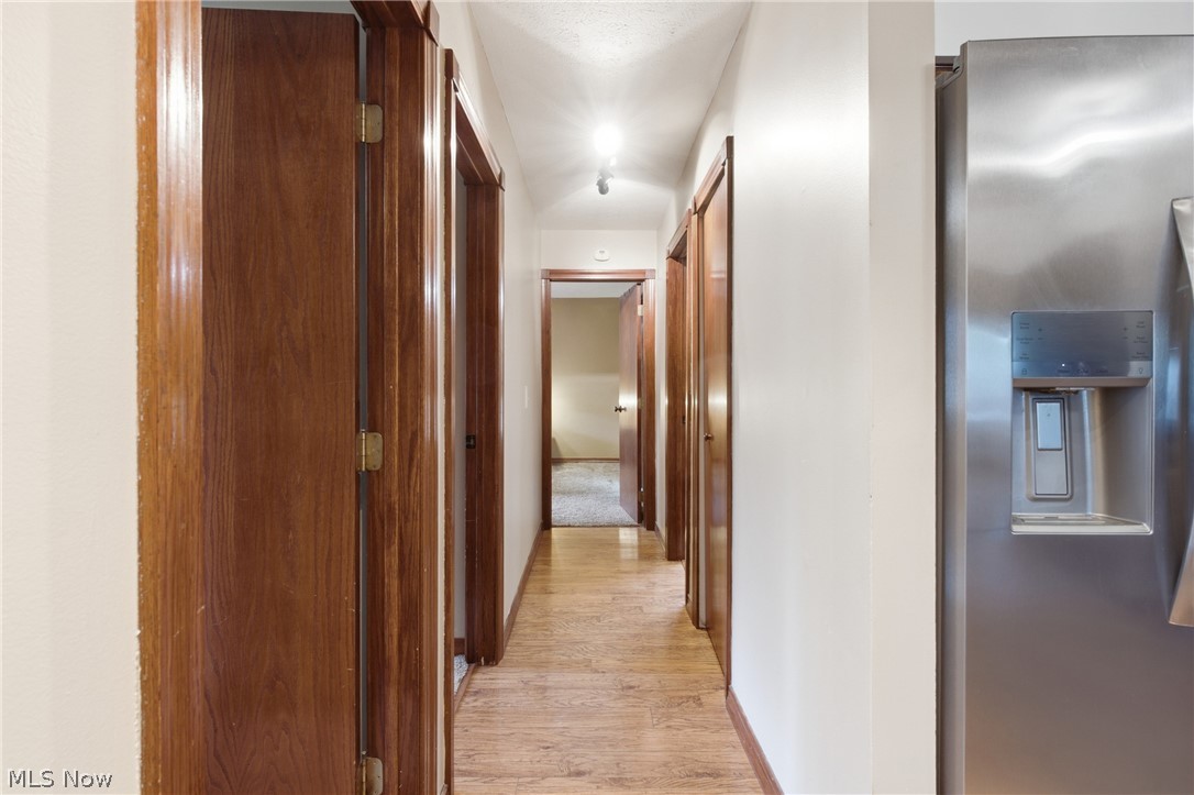 8982 Portage Pointe Drive E Property Photo 16