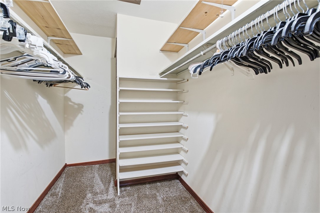 8982 Portage Pointe Drive E Property Photo 23