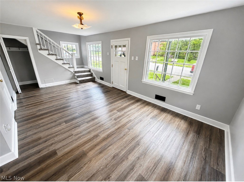 457 Taylor Street Property Photo 4