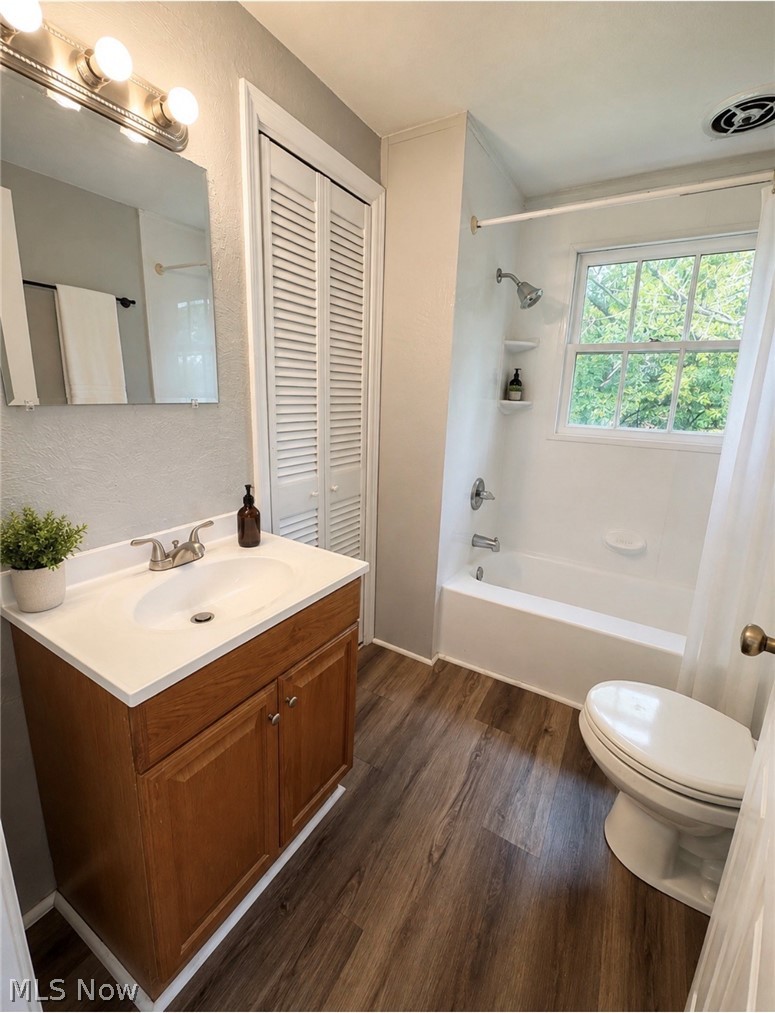 457 Taylor Street Property Photo 6