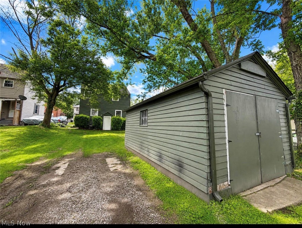 457 Taylor Street Property Photo 10