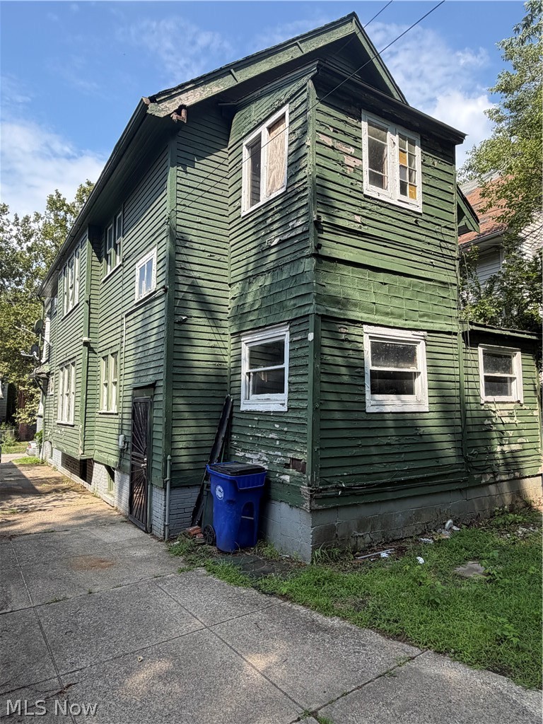 621 E 128th Street Property Photo 3