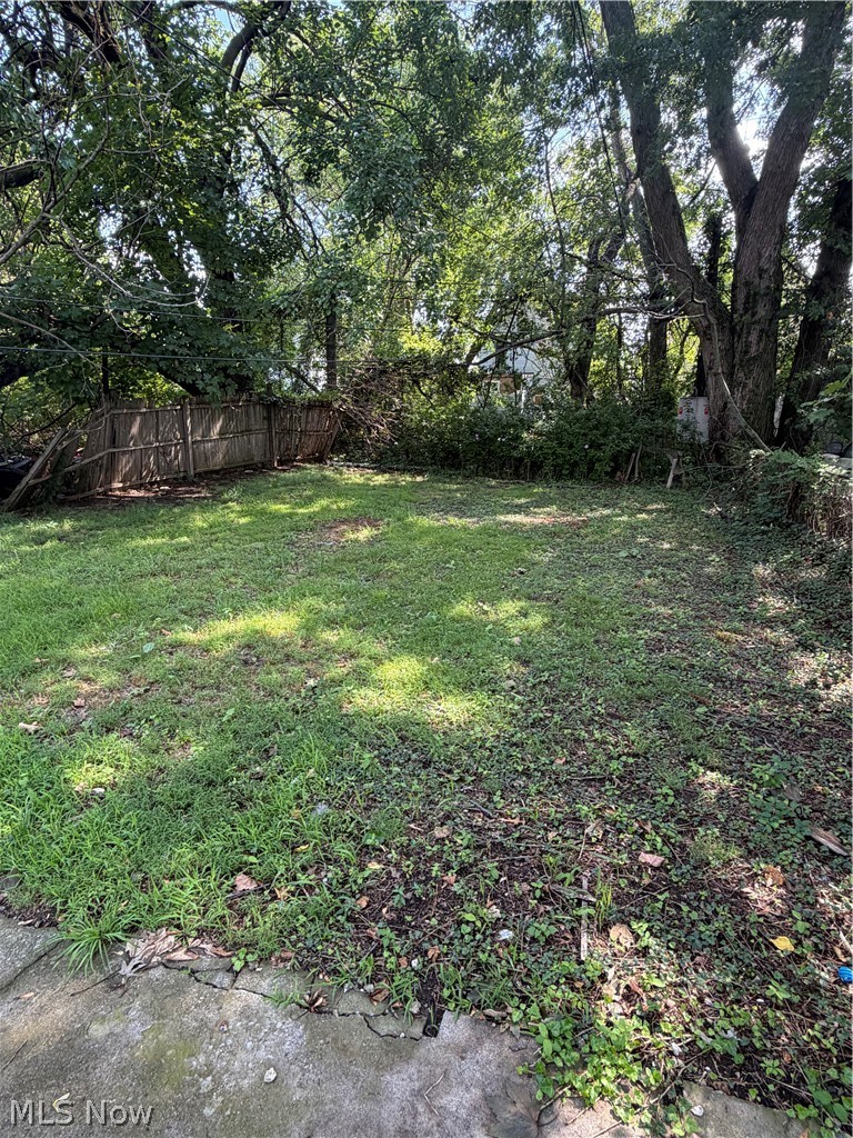 621 E 128th Street Property Photo 6