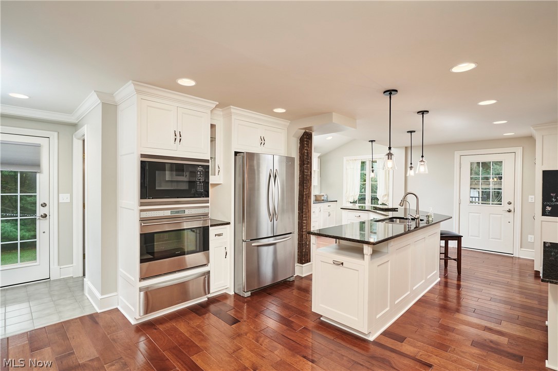3622 Ira Road Property Photo 15