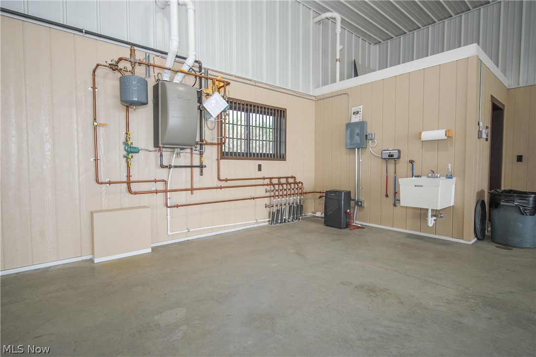 42547 Belmont Centerville Road Property Photo 10