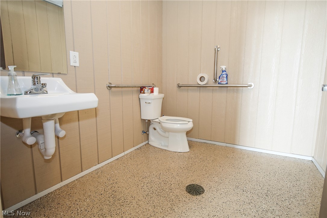 42547 Belmont Centerville Road Property Photo 13