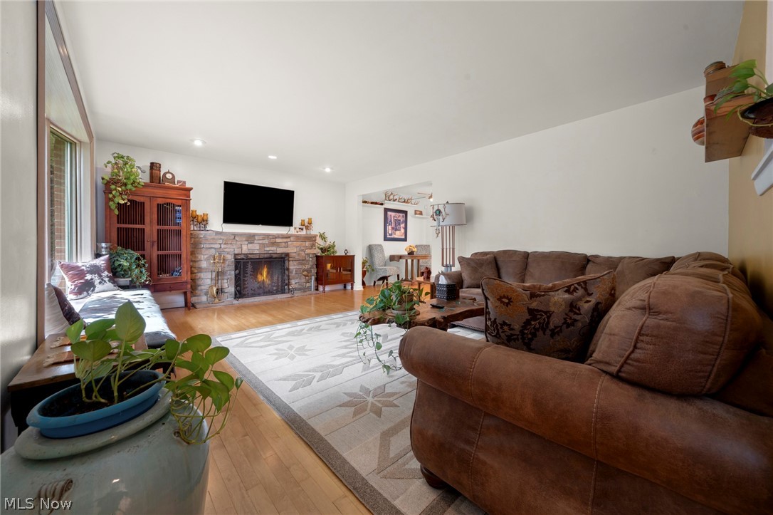 2675 W Ridgewood Drive Property Photo 4
