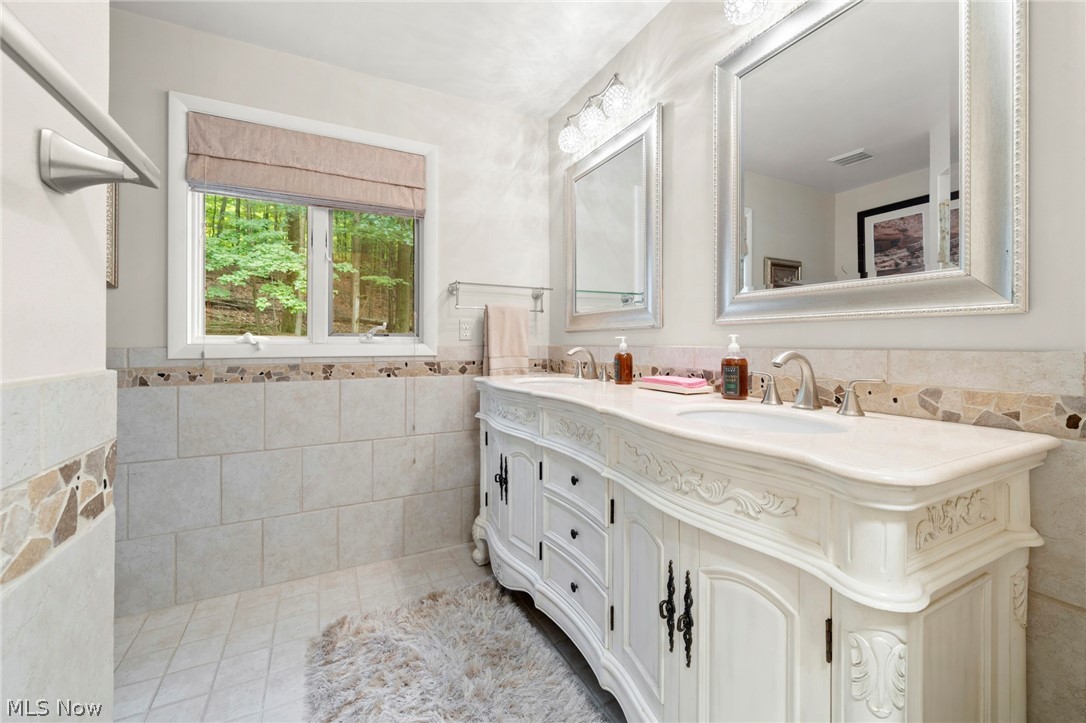 2675 W Ridgewood Drive Property Photo 16