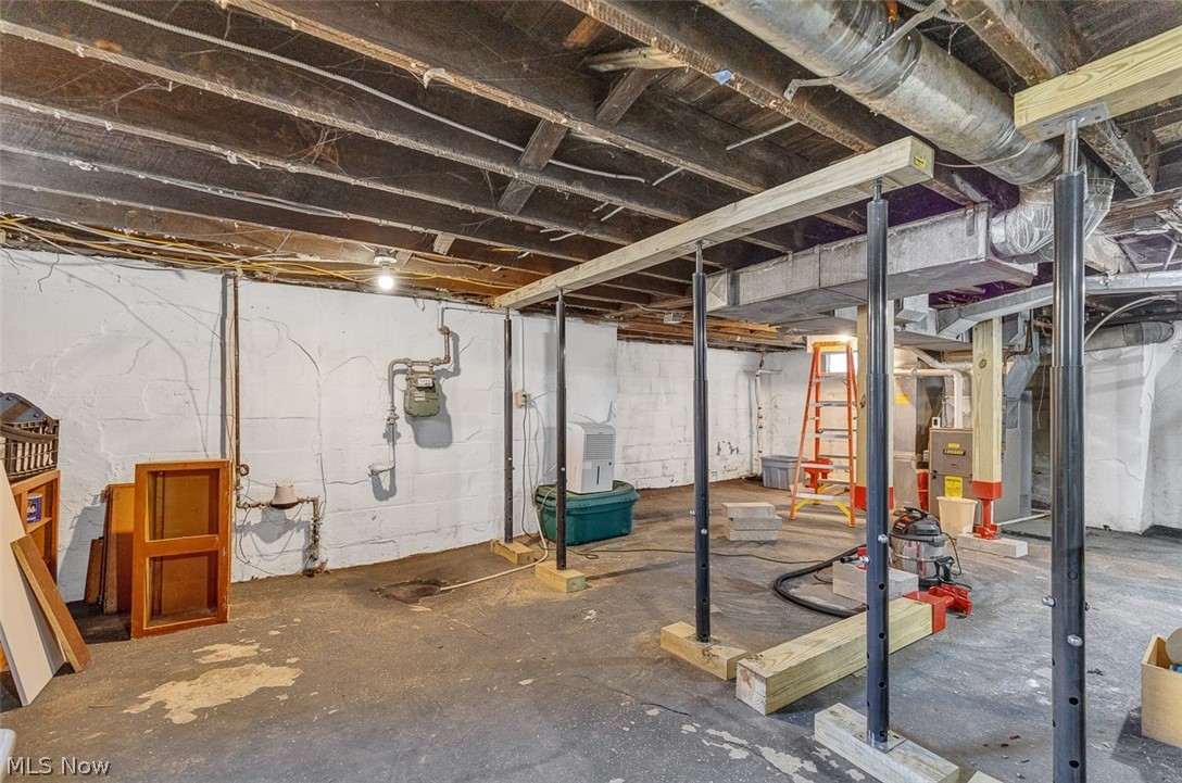 450 Lucy Street Property Photo 27