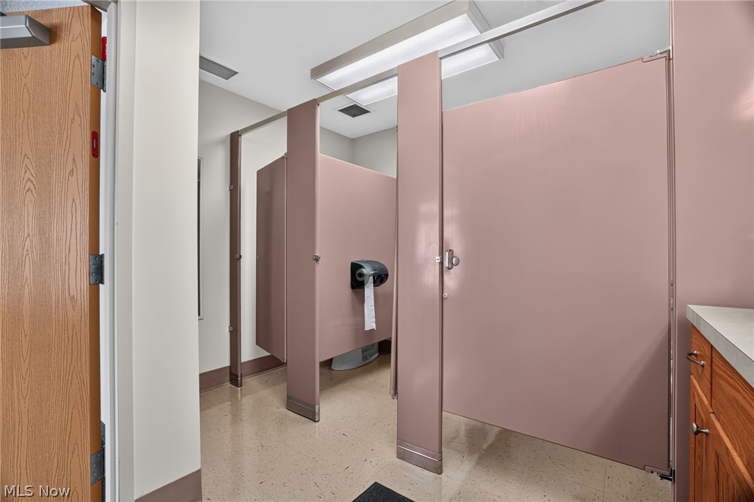 224 Garford Road Property Photo 40