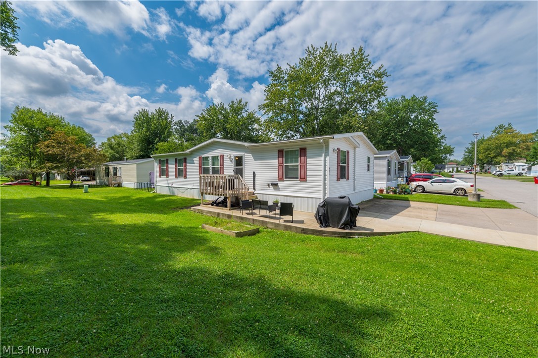 431 Westwoods Property Photo 4