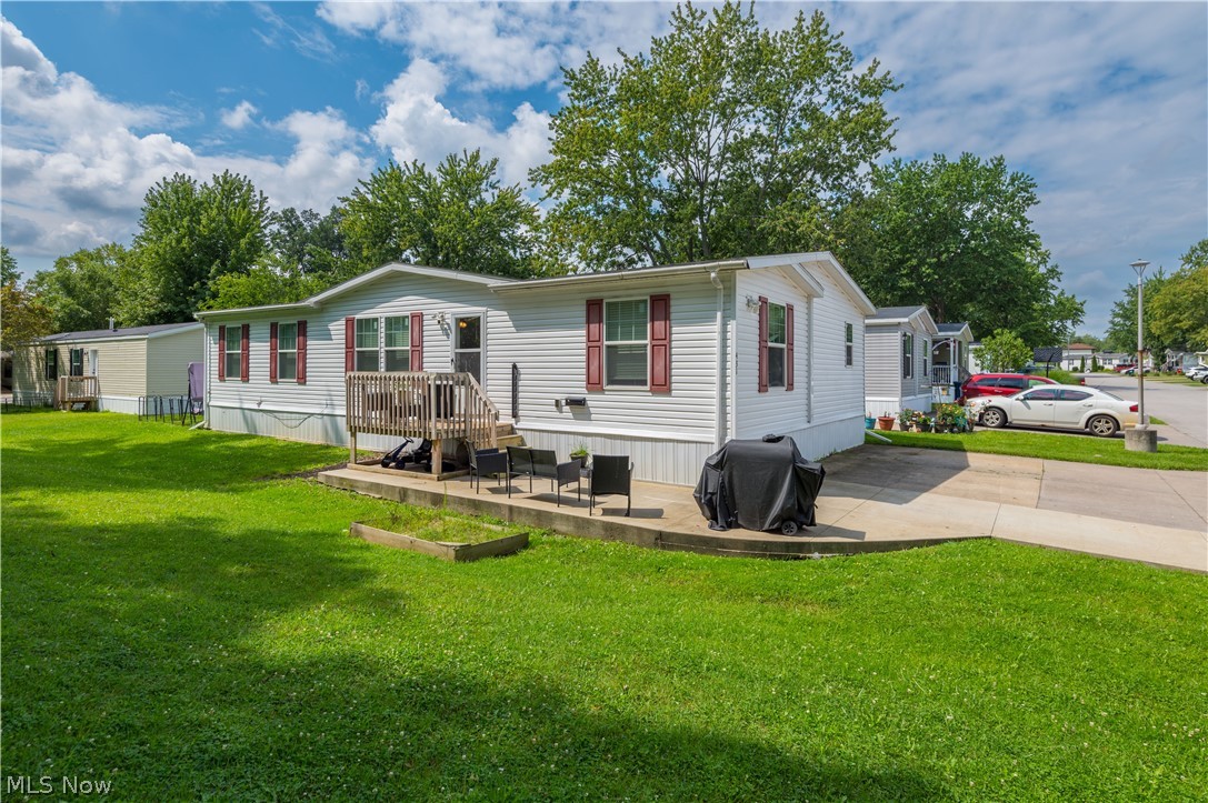 431 Westwoods Property Photo 5