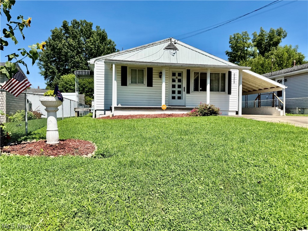 2505 40th Street Property Photo 1