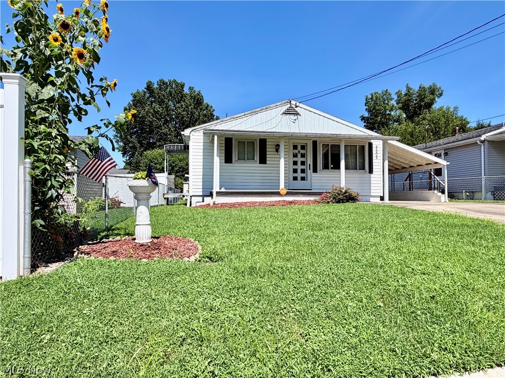2505 40th Street Property Photo 4