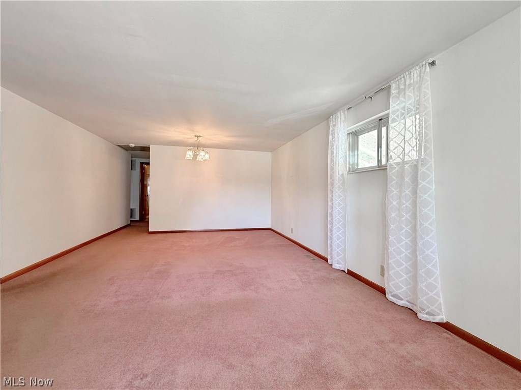 2505 40th Street Property Photo 11