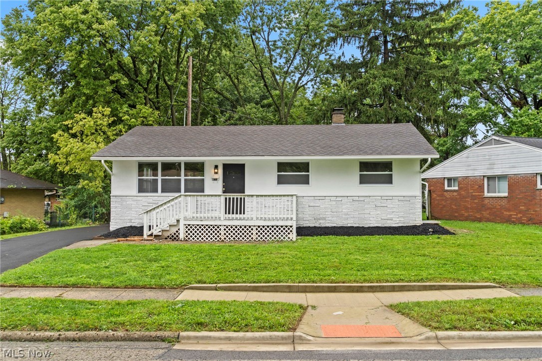 1623 Cunard Road Property Photo 1