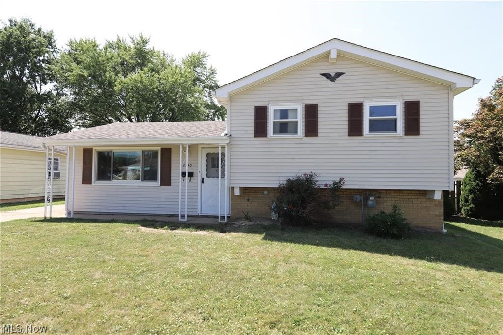 6340 Smith Road Property Photo 1