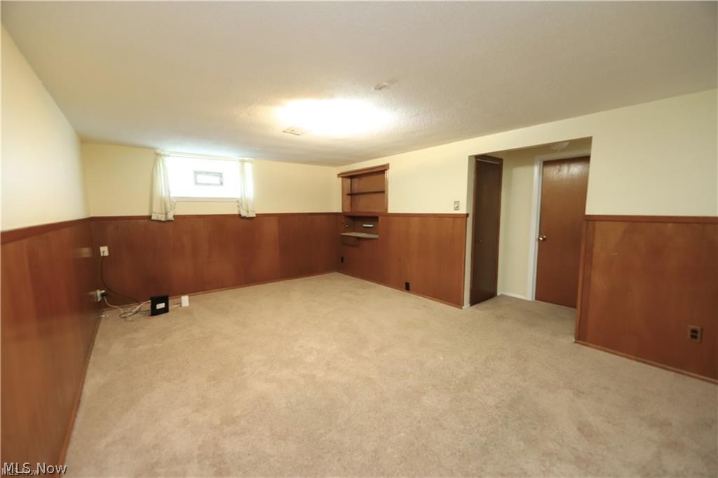 6340 Smith Road Property Photo 9