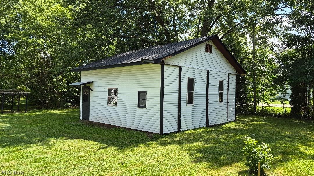 3962 Swain Drive Property Photo 6