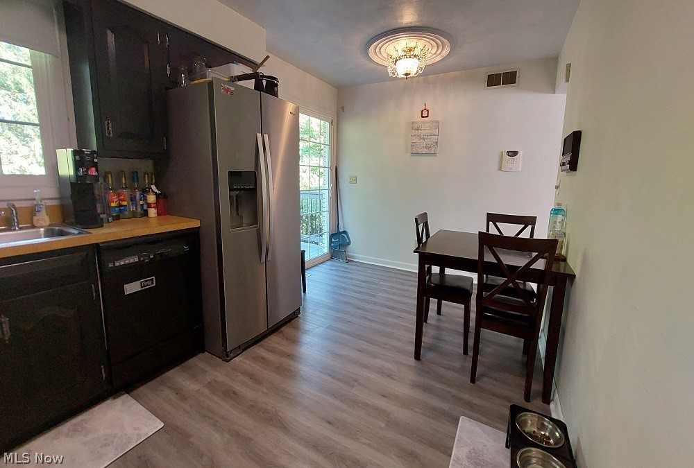 218 West Boulevard Property Photo 6