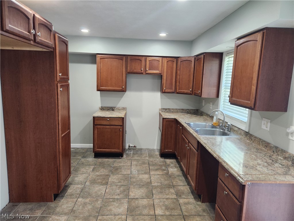 1414 Douglas Avenue Property Photo 7