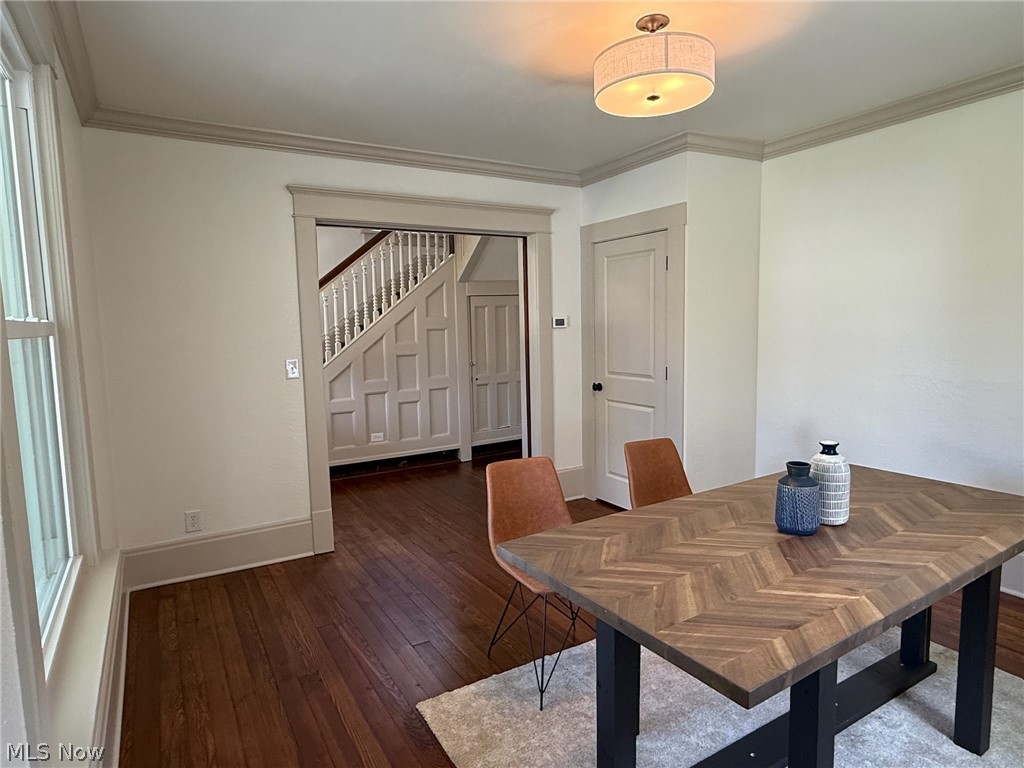 1326 N Wooster Avenue Property Photo 5