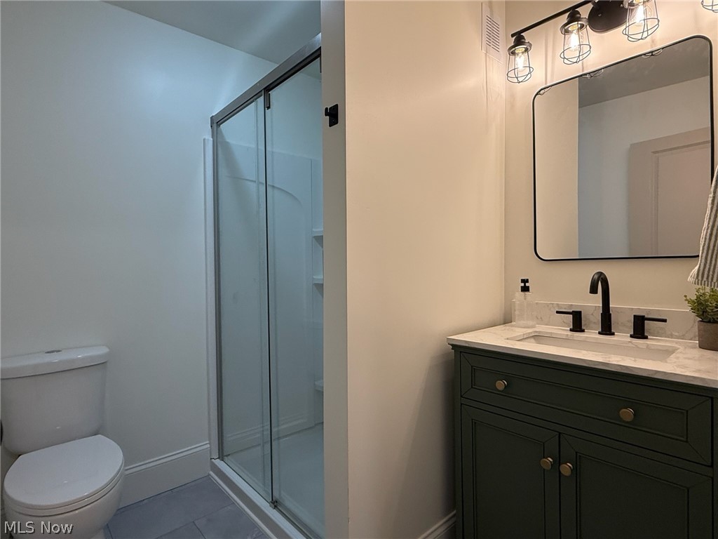 1326 N Wooster Avenue Property Photo 10