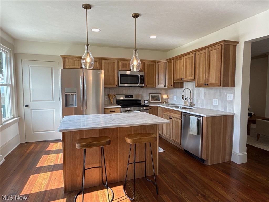 1326 N Wooster Avenue Property Photo 14