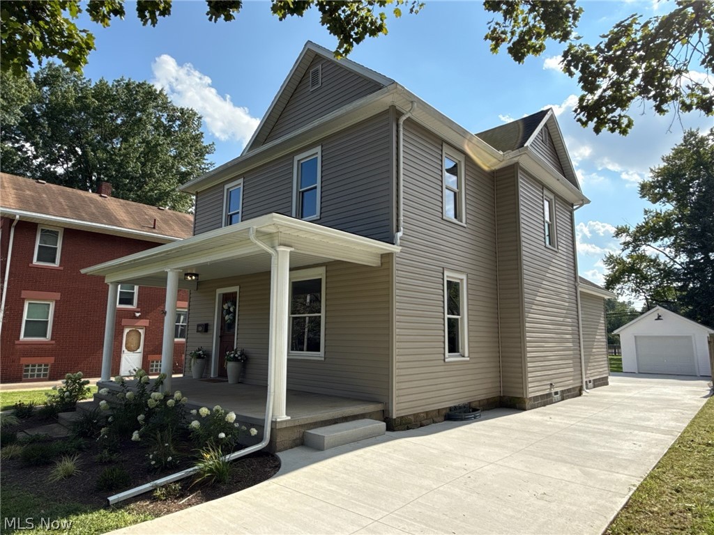1326 N Wooster Avenue Property Photo 30