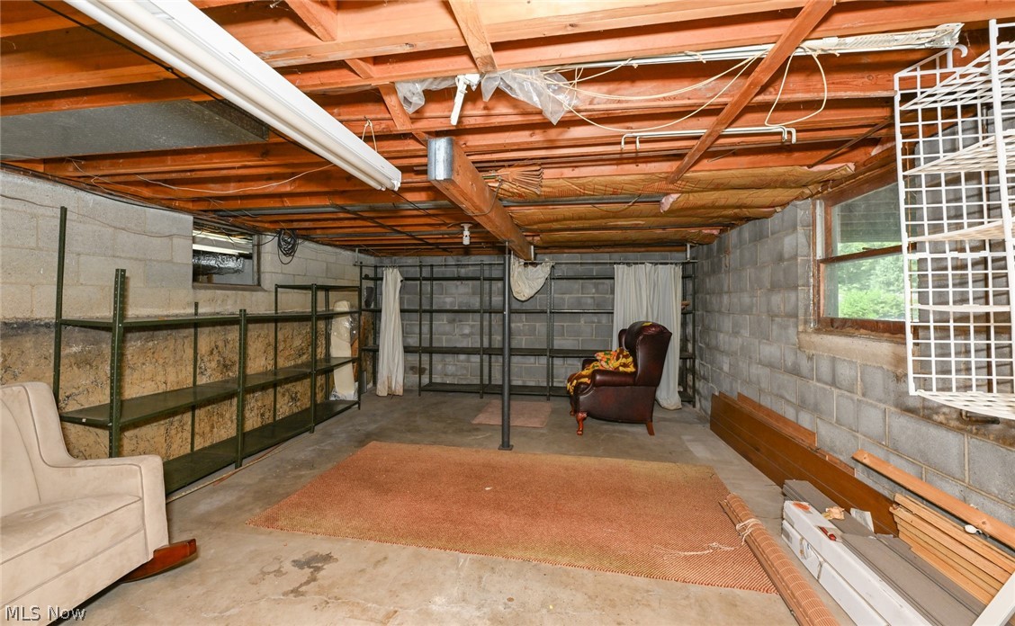 105 Grove Street Property Photo 14