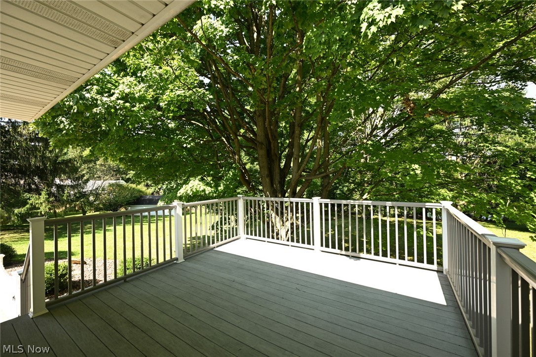 105 Grove Street Property Photo 20