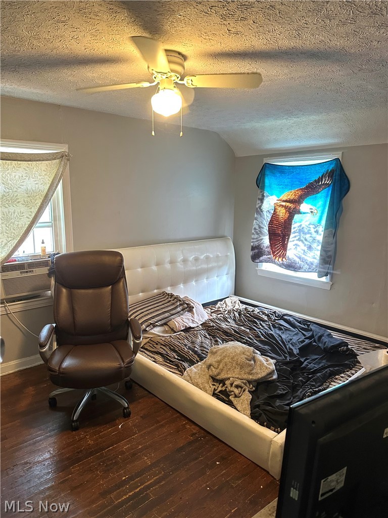 17519 Throckley Avenue Property Photo 13