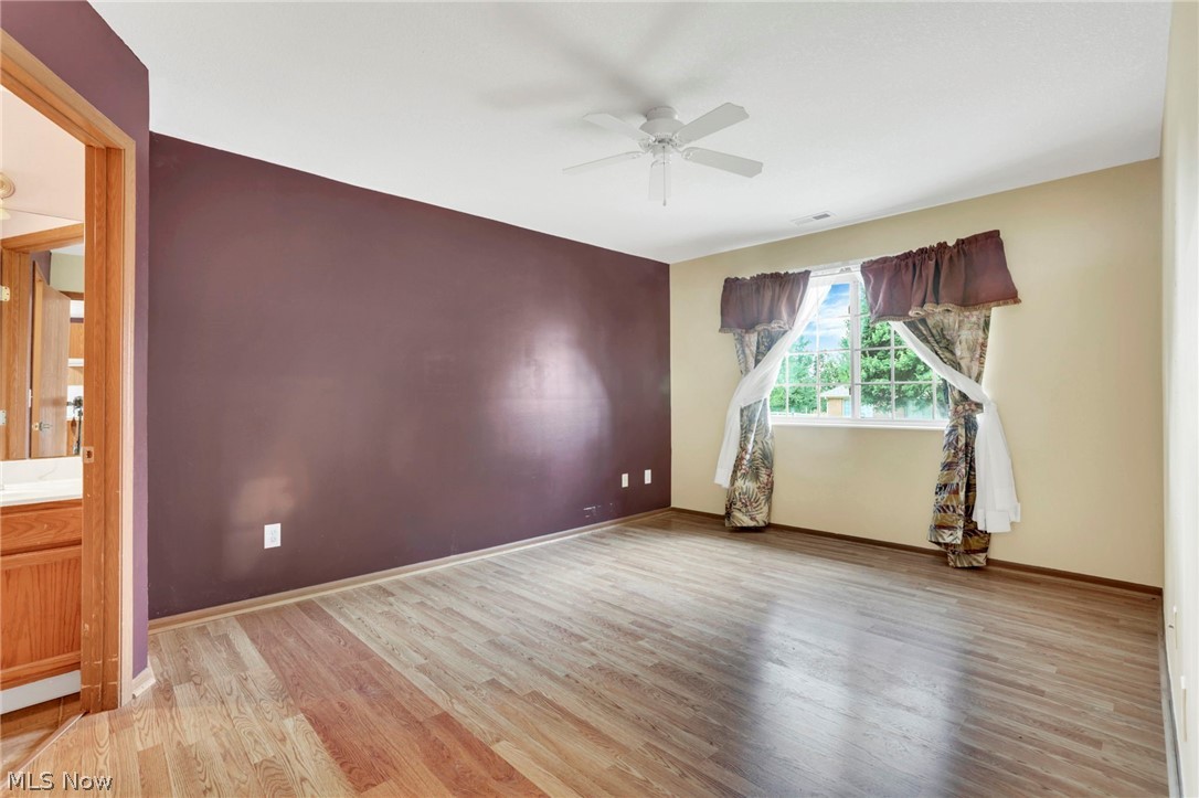 4305 E Strattford Circle E Property Photo 5