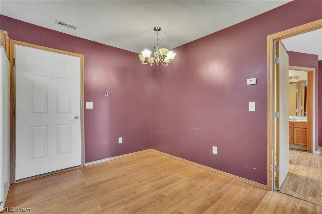 4305 E Strattford Circle E Property Photo 6