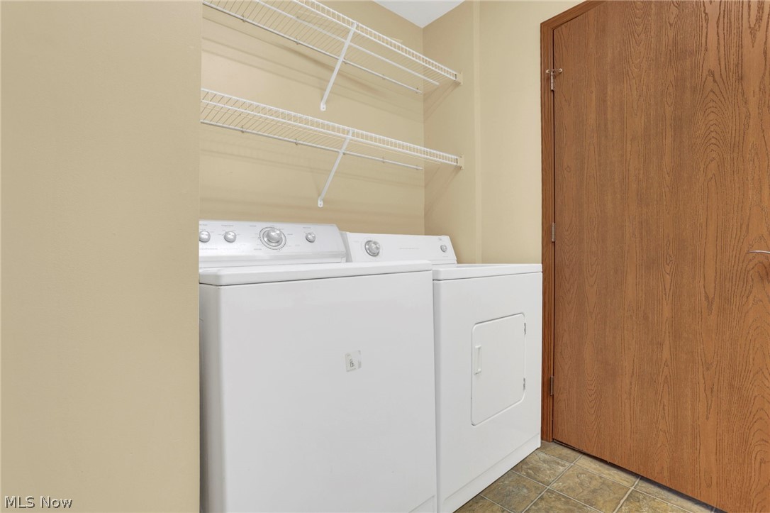 4305 E Strattford Circle E Property Photo 16
