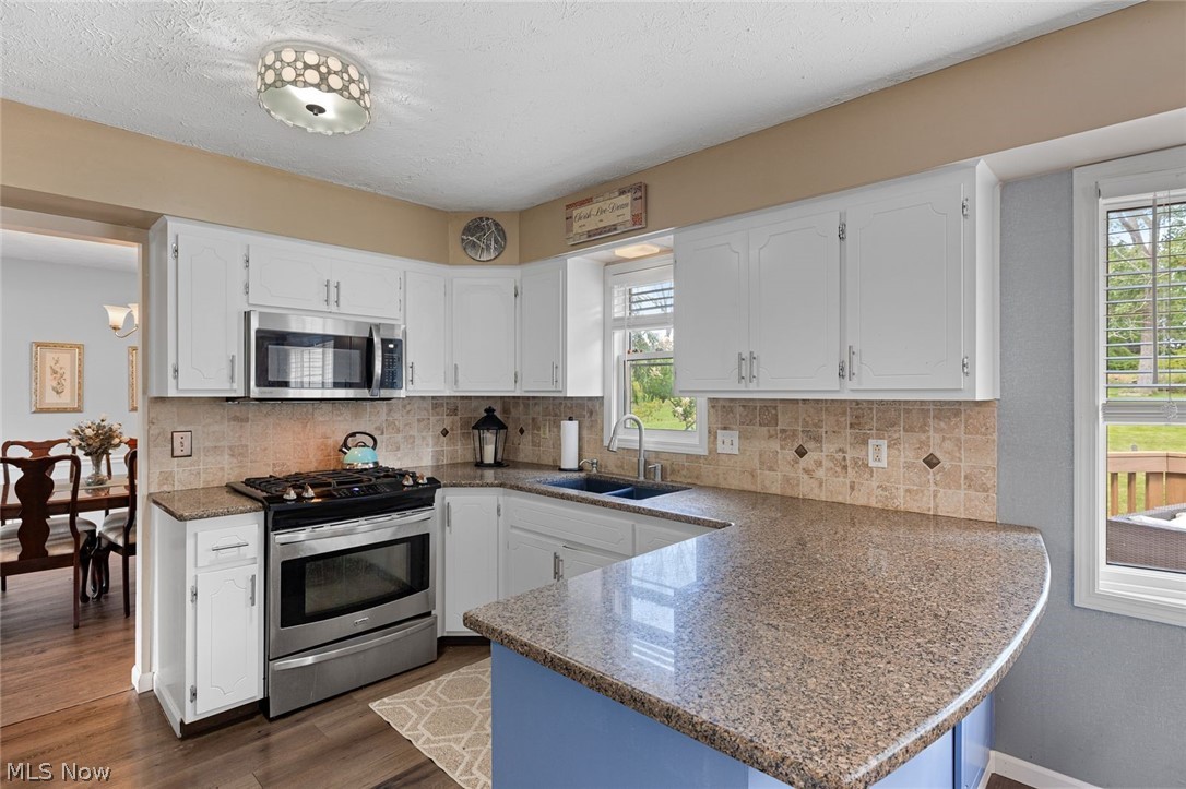 4512 Stary Drive Property Photo 12
