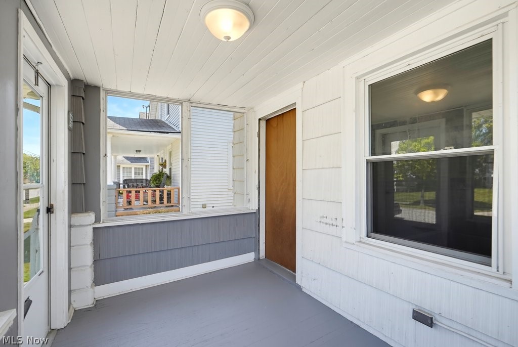 20740 Tracy Avenue Property Photo 18