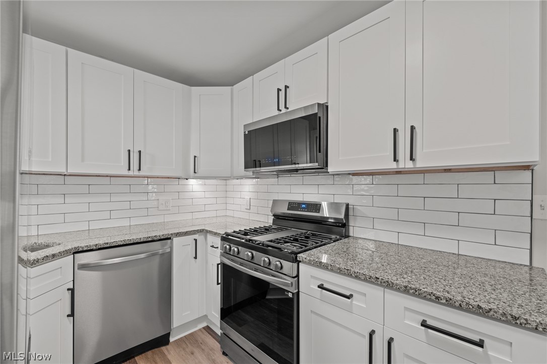 539 Figueroa Place Se Property Photo 12