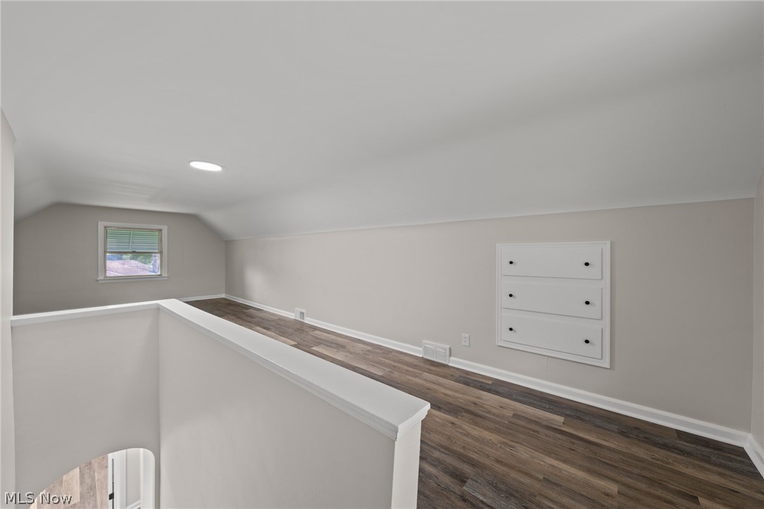 539 Figueroa Place Se Property Photo 22